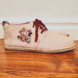 TOMS Floral Laced Sneakers